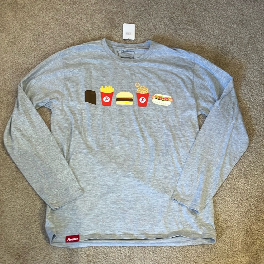 Portillo’s Long Sleeve Graphic T-shirt NWT